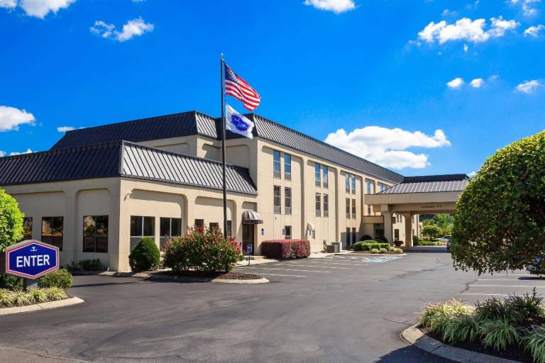 Hampton Inn Dickson in Dickson, TN