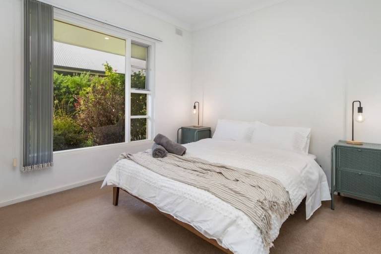 House Glenelg