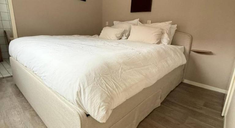 Bed & Bloom