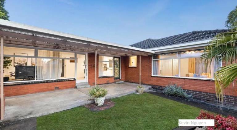 260 m&sup2; Ferienhaus