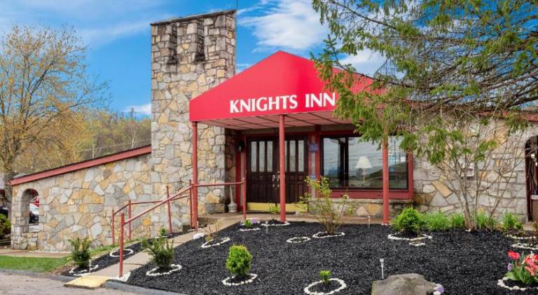 Knights Inn - Ashland, KY — photo 5