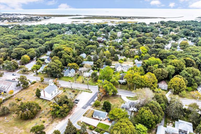NEW for 2026 - South of 28 Charmer, with detached Guest Suite, Minutes to Beaches & Dog Friendly! — photo 2