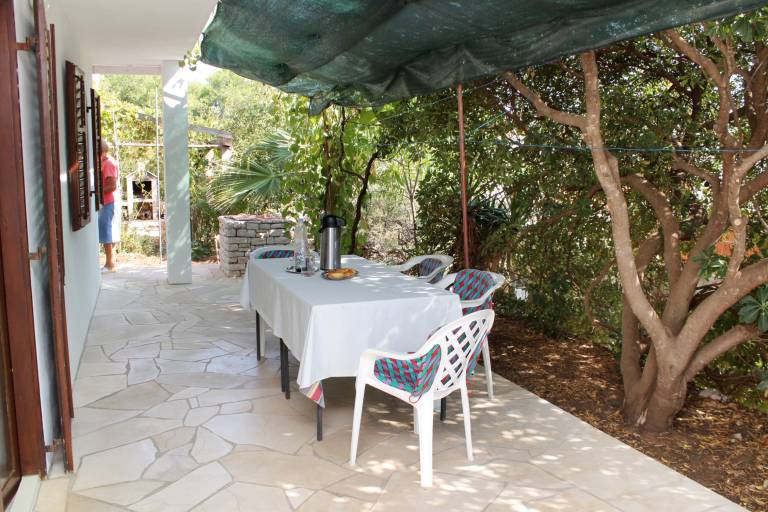 Three bedroom apartment near beach Basina, Hvar (A-5700-a) — photo 2