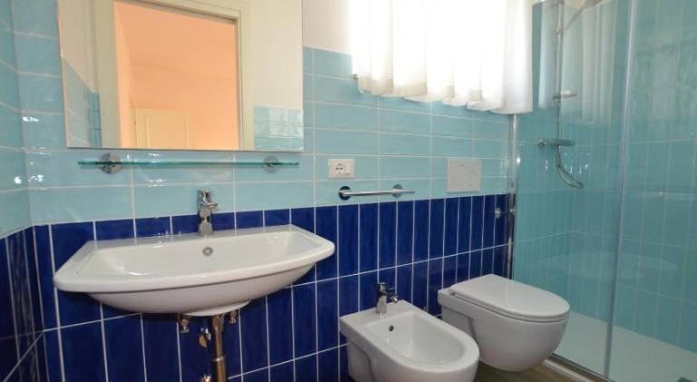 Apartment with 2 rooms for 7 persons — photo 2