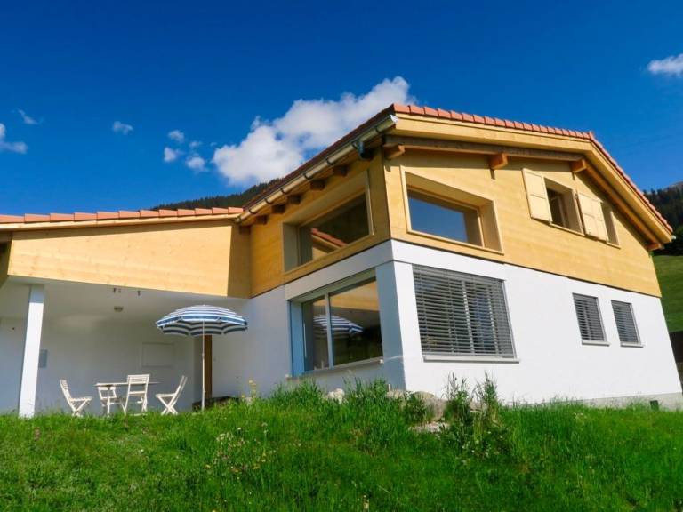 Ferienwohnung mit Hund in Disentis/Mustér f&uuml;r max. 8 Personen