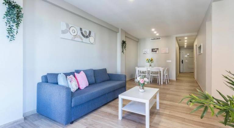 Rental apartment with garden | Close to Puerta de la Macarena in Seville