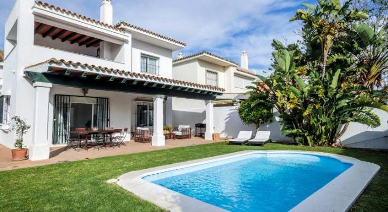 Spacious villa with pool | Close to the beach | Pets are welcome in El Puerto de Santa María