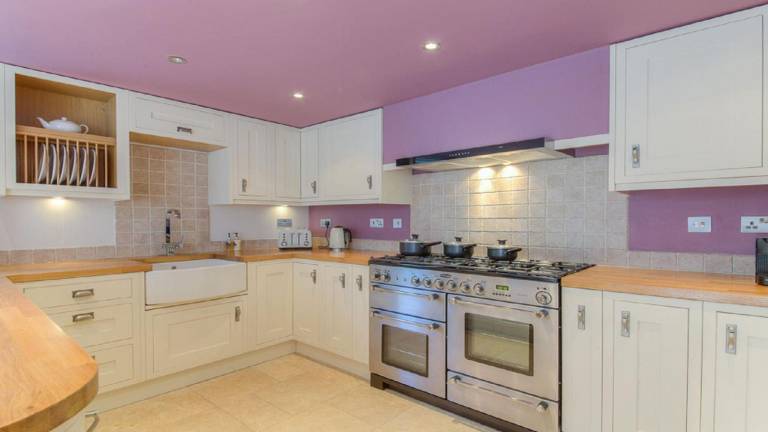 Beach Breeze Cottage near the beach! in Great Yarmouth