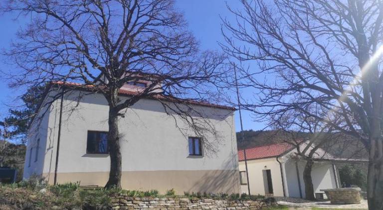 Apartma Lokev
