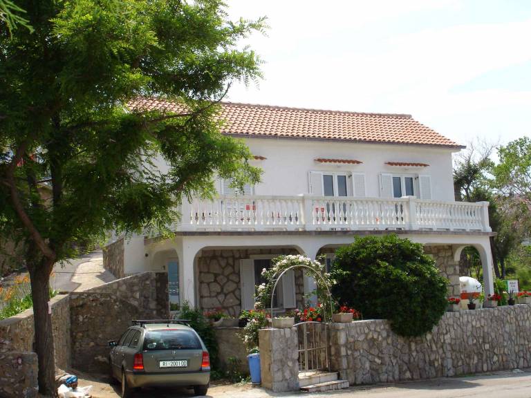 Holiday apartment with air conditioning and sea view — photo 3