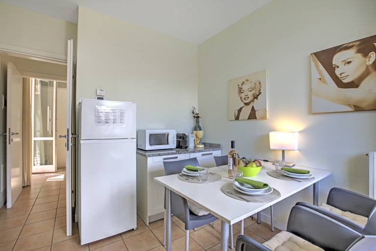 Child-friendly holiday apartment with patio | Mountain view | Next to the beach | Pets allowed — photo 4