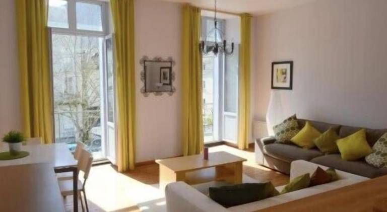 Rental apartment with 1 room for 4 persons in Bagnères-de-Luchon