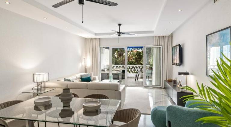 Wonderful rental apartment with terrace, private pool & yard | Close to the beach | Dogs allowed — photo 4