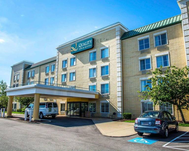 Quality Inn & Suites CVG Airport in Erlanger, KY