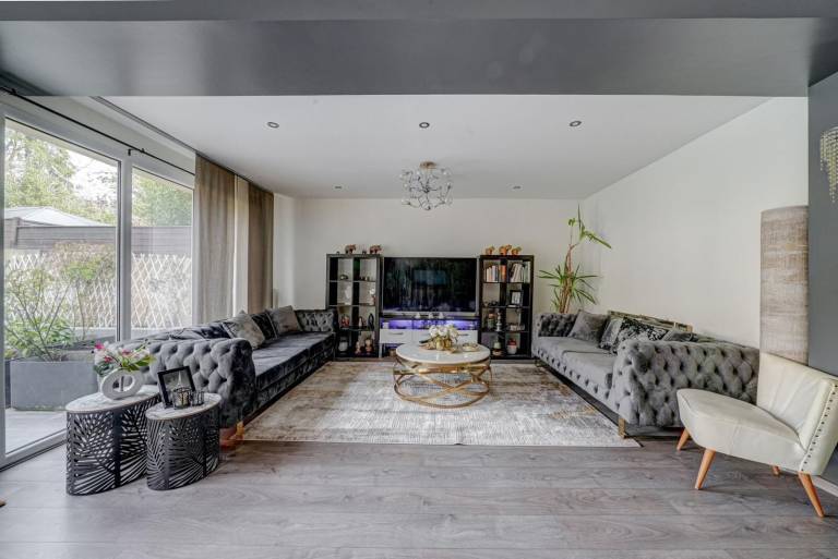 Villa  Neuilly-Plaisance
