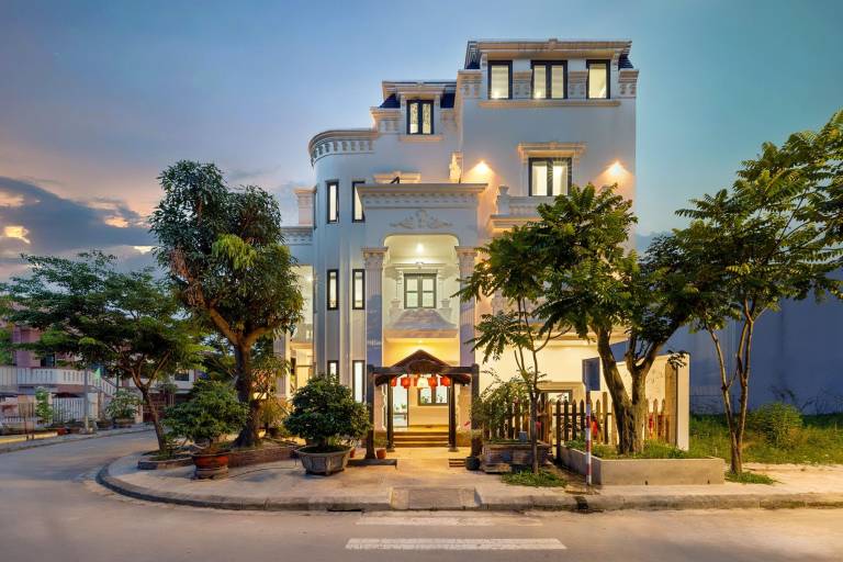 Sanh Homestay in Hue