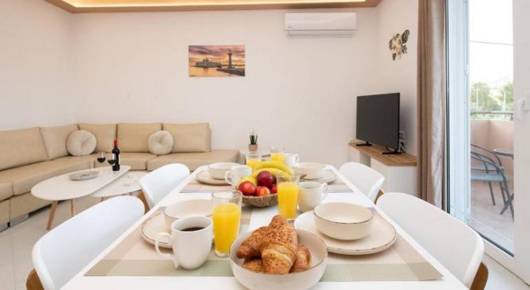 Apartment with 2 rooms for 4 persons — photo 3