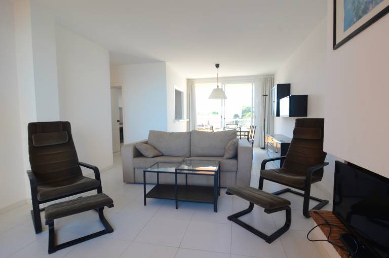 Fully equipped rental apartment with pool & terrace | Close to the beach | Pets are welcome — photo 2