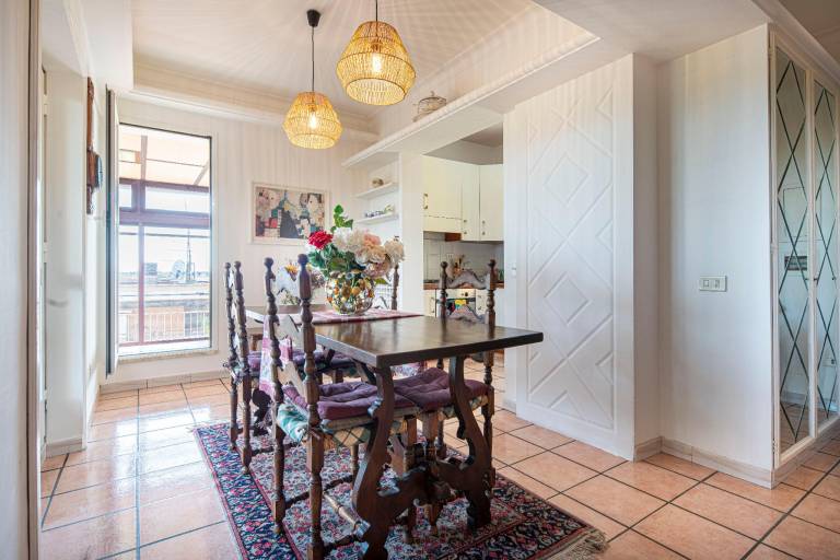 Big Terrace Grand House (New!) — photo 3