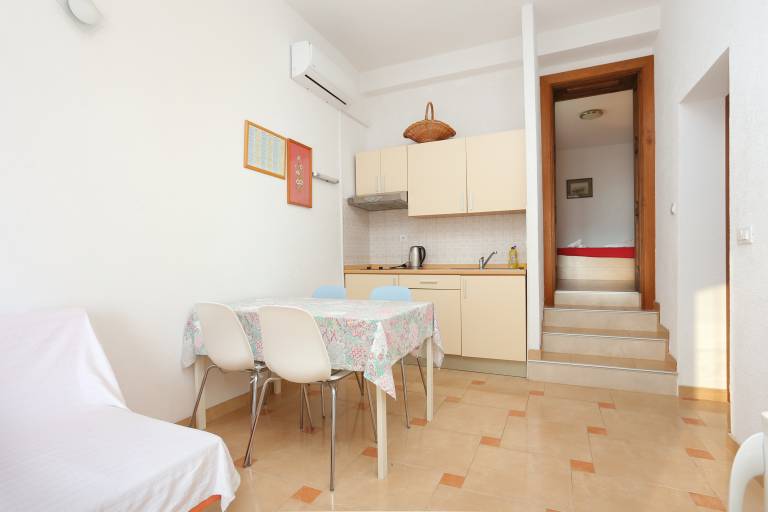 Rental apartment with terrace | Sea view — photo 4