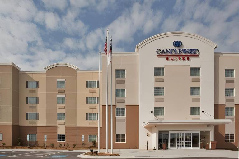 Candlewood Suites Fayetteville Fort Bragg, an IHG Hotel By IHG in Sanford, NC