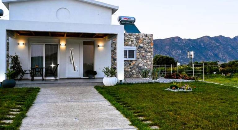 Fully equipped nice rental apartment with BBQ, terrace & yard | Pets are welcome — photo 3