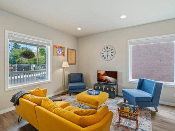 Holiday apartment with 3 rooms for 6 persons in Tacoma, WA