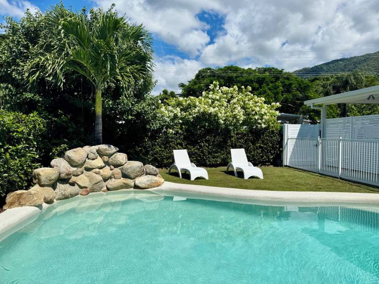 House Palm Cove