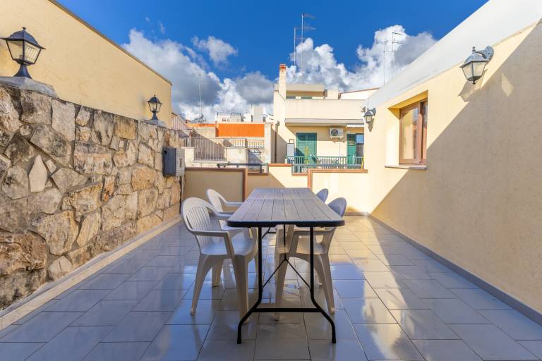 Casa Carolina with Private Terrace, Wi-Fi and Air Conditioning in Ragusa