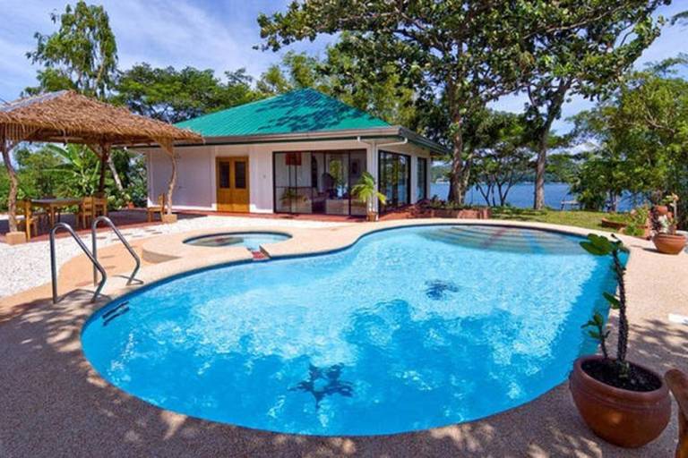 Villa Puerto Galera