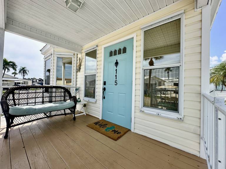 Family-oriented wonderful house with pool & hot tub | Dogs allowed — photo 3