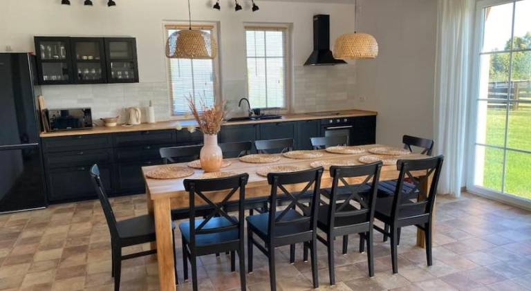 Ample villa | Pet-friendly — photo 4