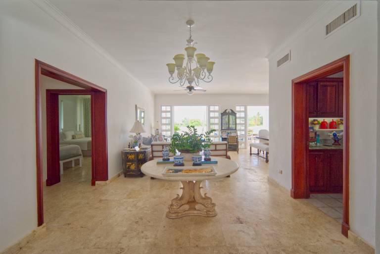 Family-friendly villa with pool, barbeque & yard | Golf view | Pets are welcome — photo 2