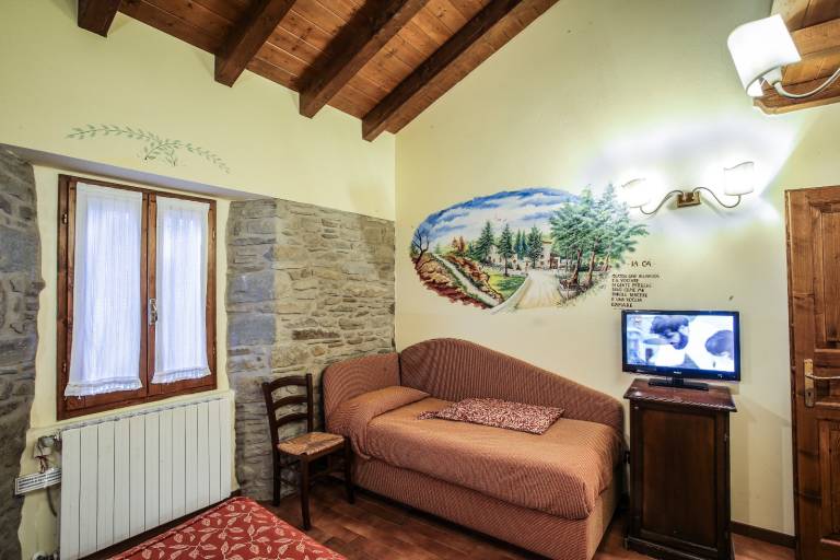 Agriturismo Cà Gabrielli: Camera "Cinque Castagne" — photo 3