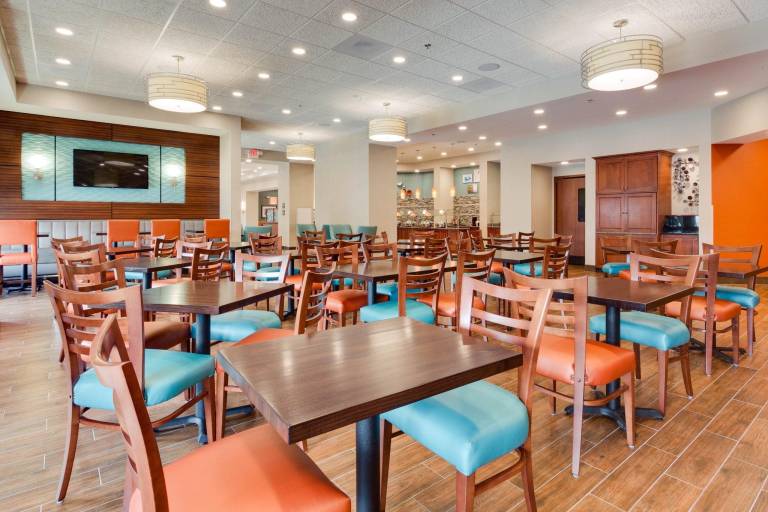 Drury Plaza Hotel St. Louis St. Charles — photo 3