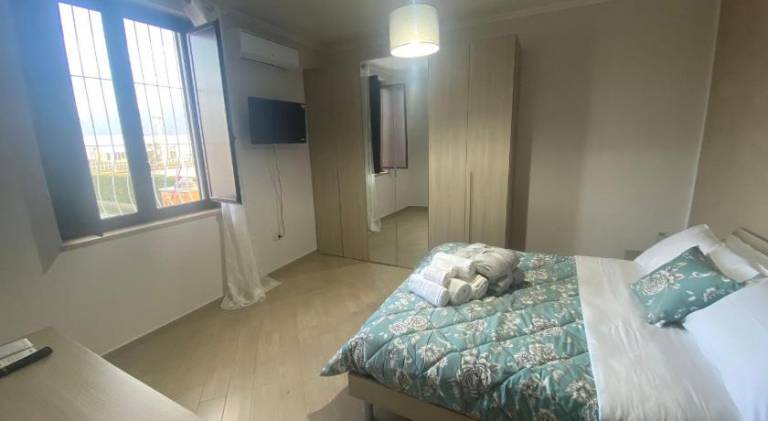 Holiday apartment with 2 rooms for 6 persons — photo 2