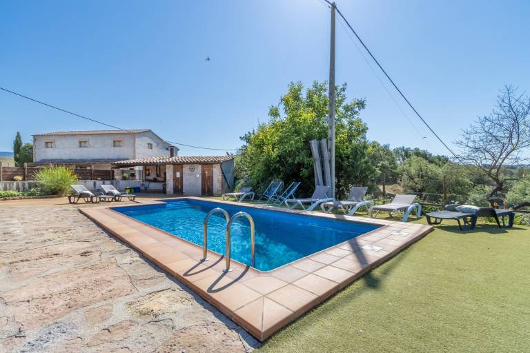 Cottage with fast internet, private pool & yard | Mountain view — photo 3