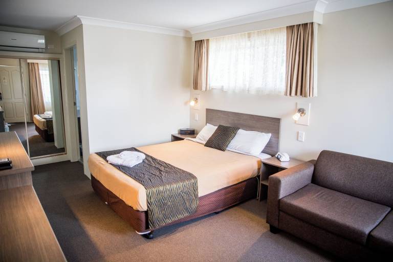 Bed and breakfast  Goulburn