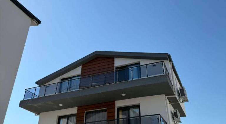 Villa with yard, private pool & terrace in Mugla