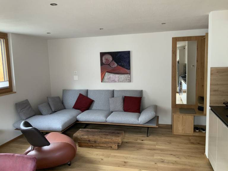 Rental apartment with patio — photo 5