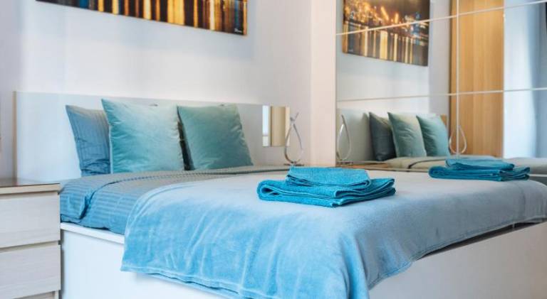 Rental apartment with 2 rooms for 9 persons in Bucharest