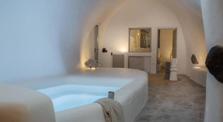 Yposkafon Concept Two-Bedroom Villa with Private Jacuzzi and Hamam — photo 2
