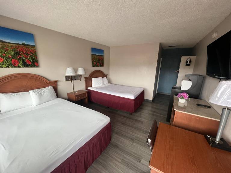 Days Inn by Wyndham Chico — photo 4