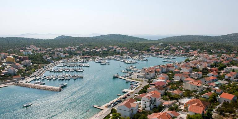 Lovely rental apartment with barbecue & garden | Pets allowed in Sibenik