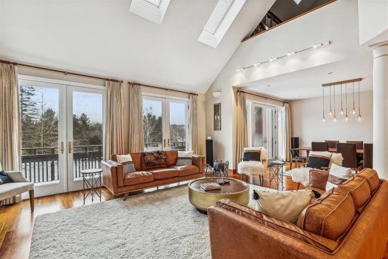 Condo Stowe
