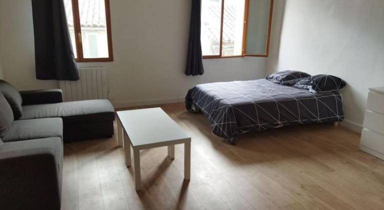 Holiday apartment with 1 room for 3 persons in La Seyne-sur-Mer