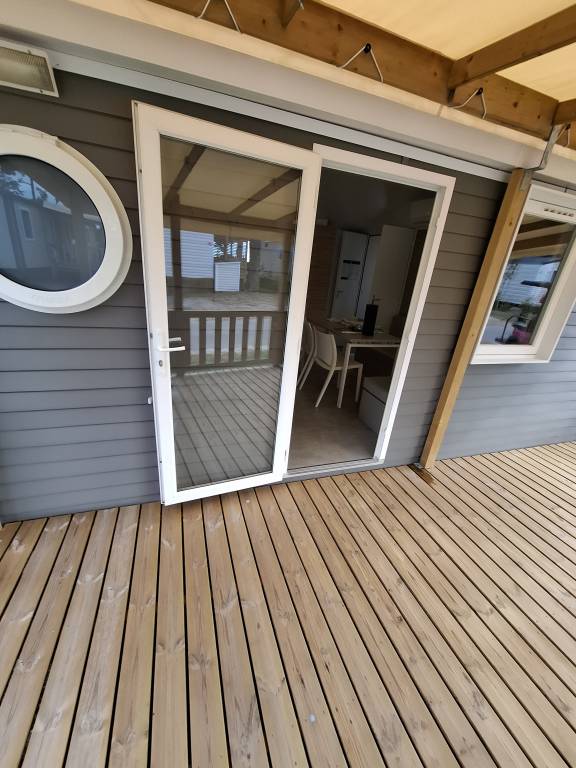 Bungalow with BBQ, pool & patio | Close to the beach | Pets are welcome — photo 5