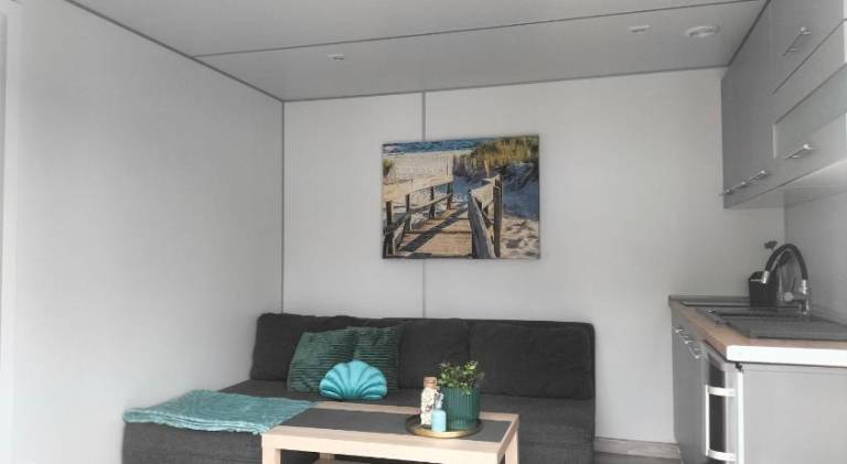 Charming vacation home with yard & terrace | Next to the beach | Pets are welcome — photo 2