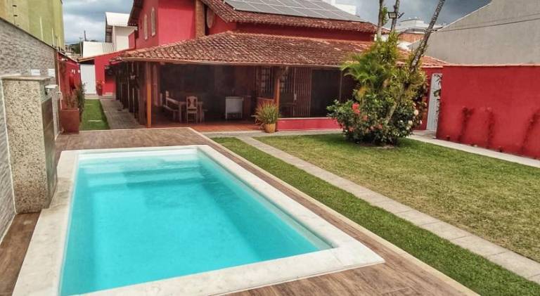 Beautiful vacation home with pool & jacuzzi | Pets allowed in Rio das Ostras
