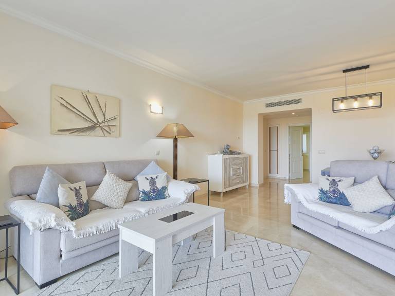 Apartment with pool, terrace & garden — photo 4